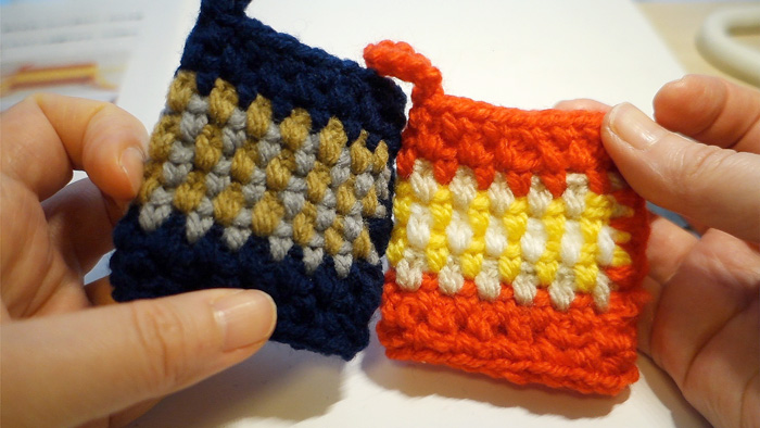 極太と並太のアクリルタワシを比較